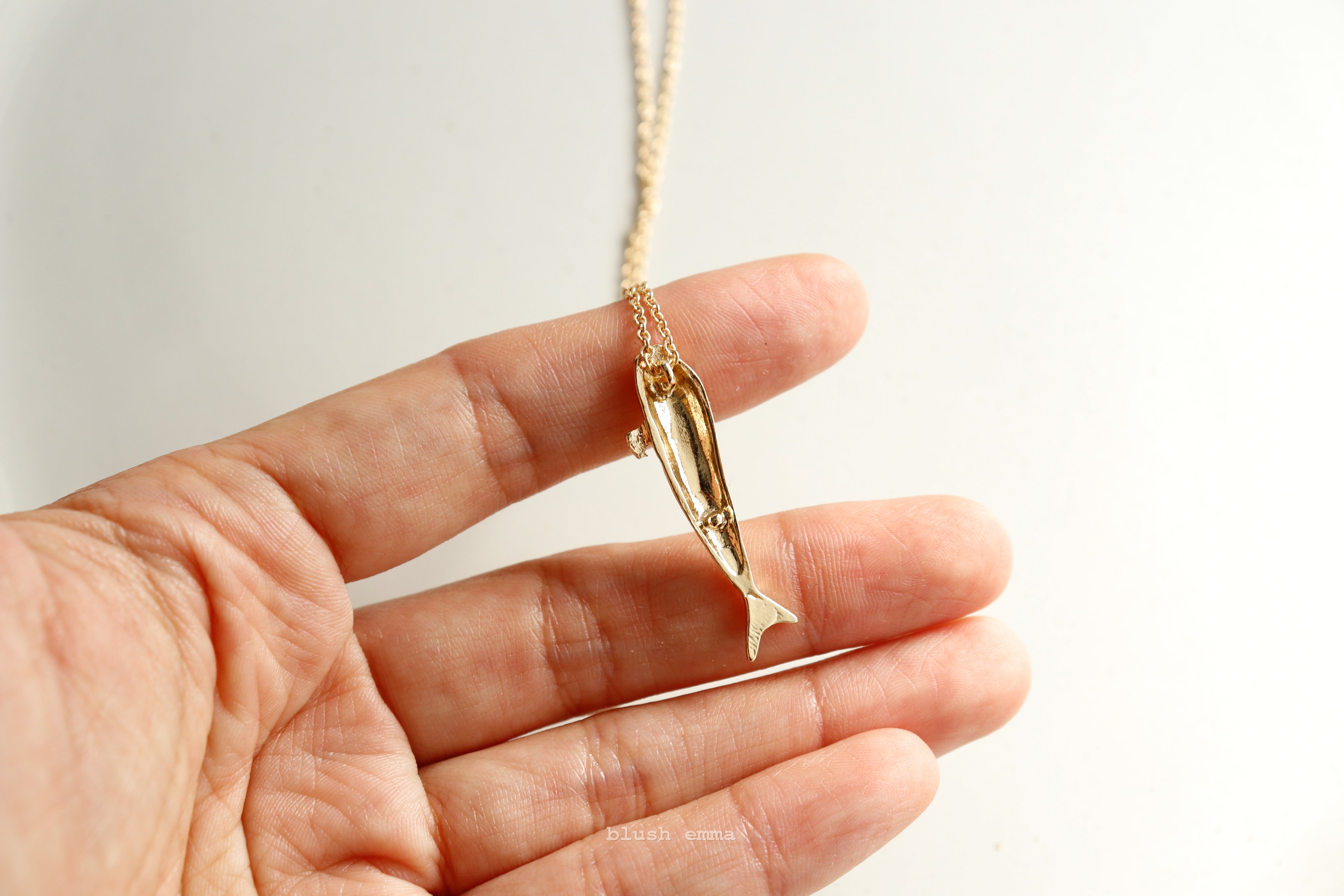 The Fish Necklace, Large Eye Dainty Gold Plated Chain, Layering for Beaded Coastal Boho Gold, Minimal Jewelry, Bridesmaid Bestie Gift