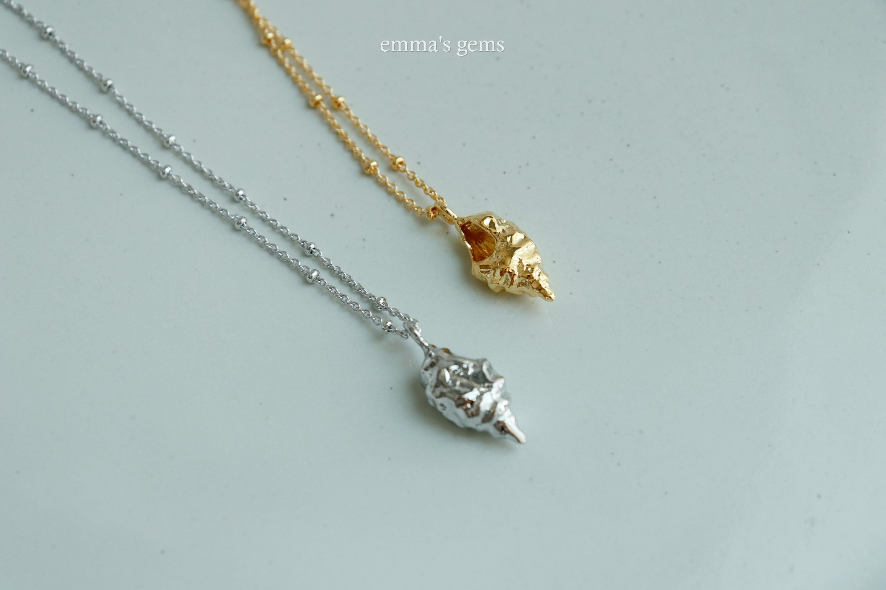 Realistic Spiral Conch Shell necklace, Satellite Chain