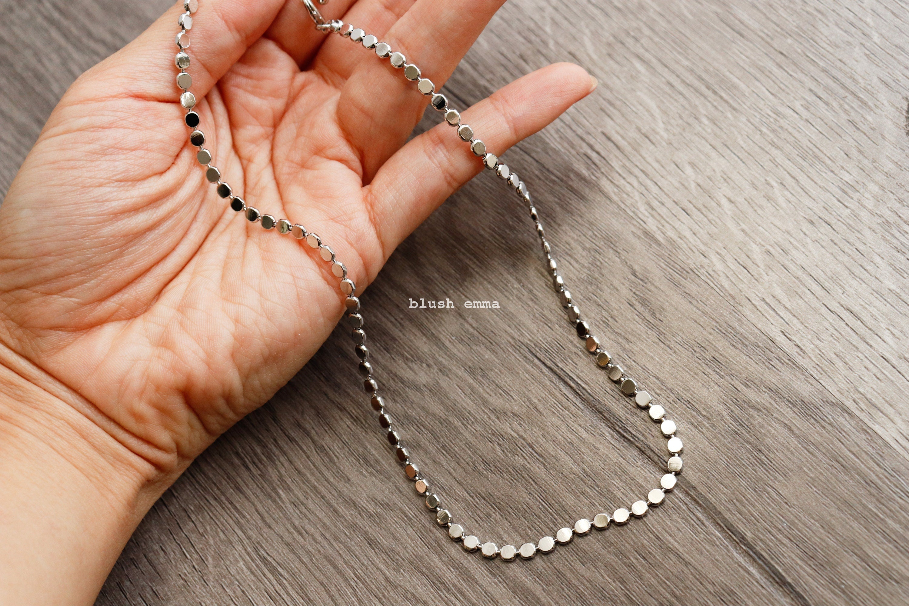 Dainty Disc Chain Necklace