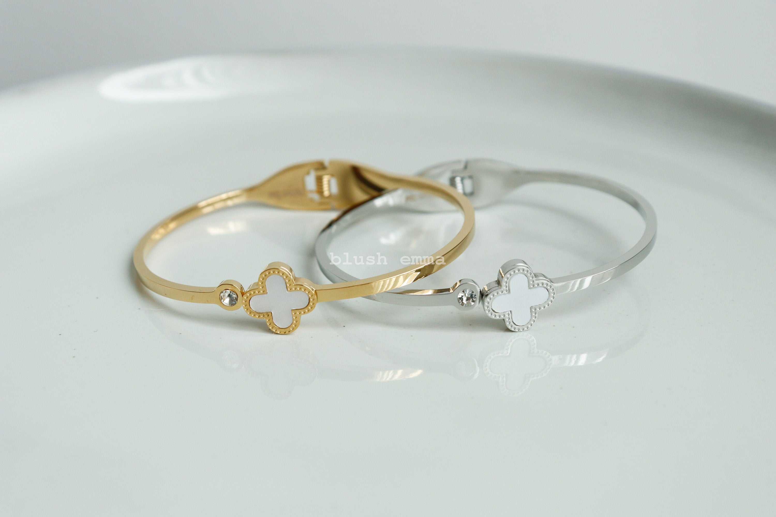 Mother of Pearl Clover with Accent Cubic Spring Bangle Bracelet